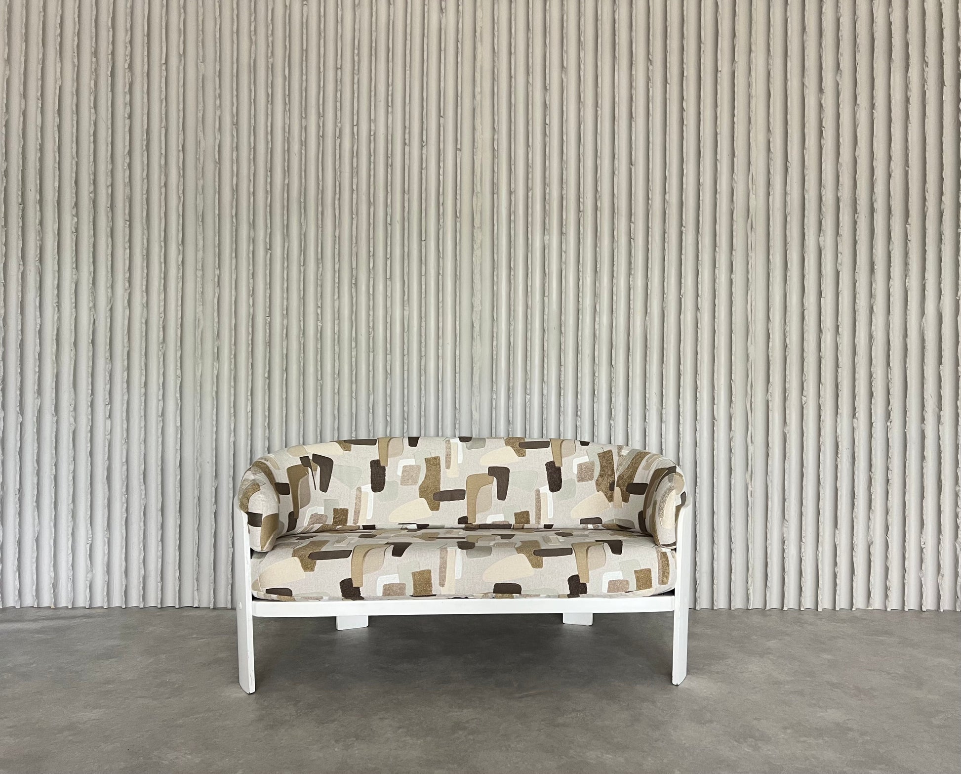 Rare "BZ48" Sofa by Hans Ell for Spectrum – Newly Upholstered - Collectors - Net.Work