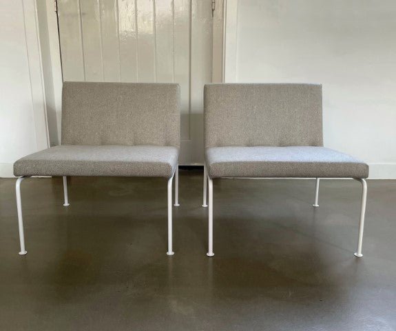 Rare set of 2 Artifort chairs, design team Wagemans en Van Tuinen, 1960s - COLLECTORS RDAM